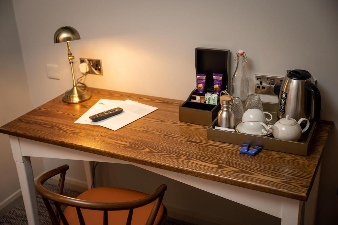 Ely Hotel By Chef & Brewer Collection Camberley Buitenkant foto