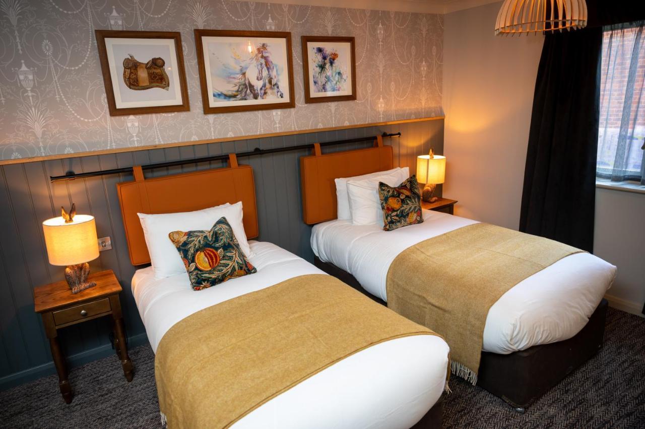 Ely Hotel By Chef & Brewer Collection Camberley Buitenkant foto